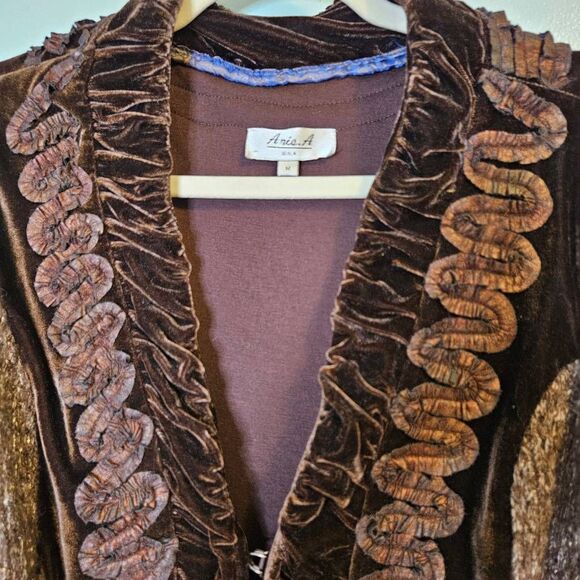 Aria A boho velour and knit cardigan,  brown. Size M. - Picture 2 of 4